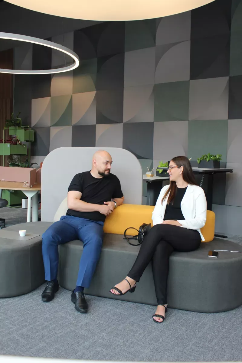 Imagem do Linha Incontro: como  transformar espaços  corporativos em ambientes  colaborativos e estratégicos